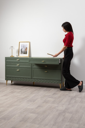 Комод Марион 16.256 дымчатый зеленый K521, олива шагрень AG 1050 ПВХ, белый PE шагрень